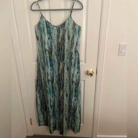 All over print cami dress - Picture 1 of 2